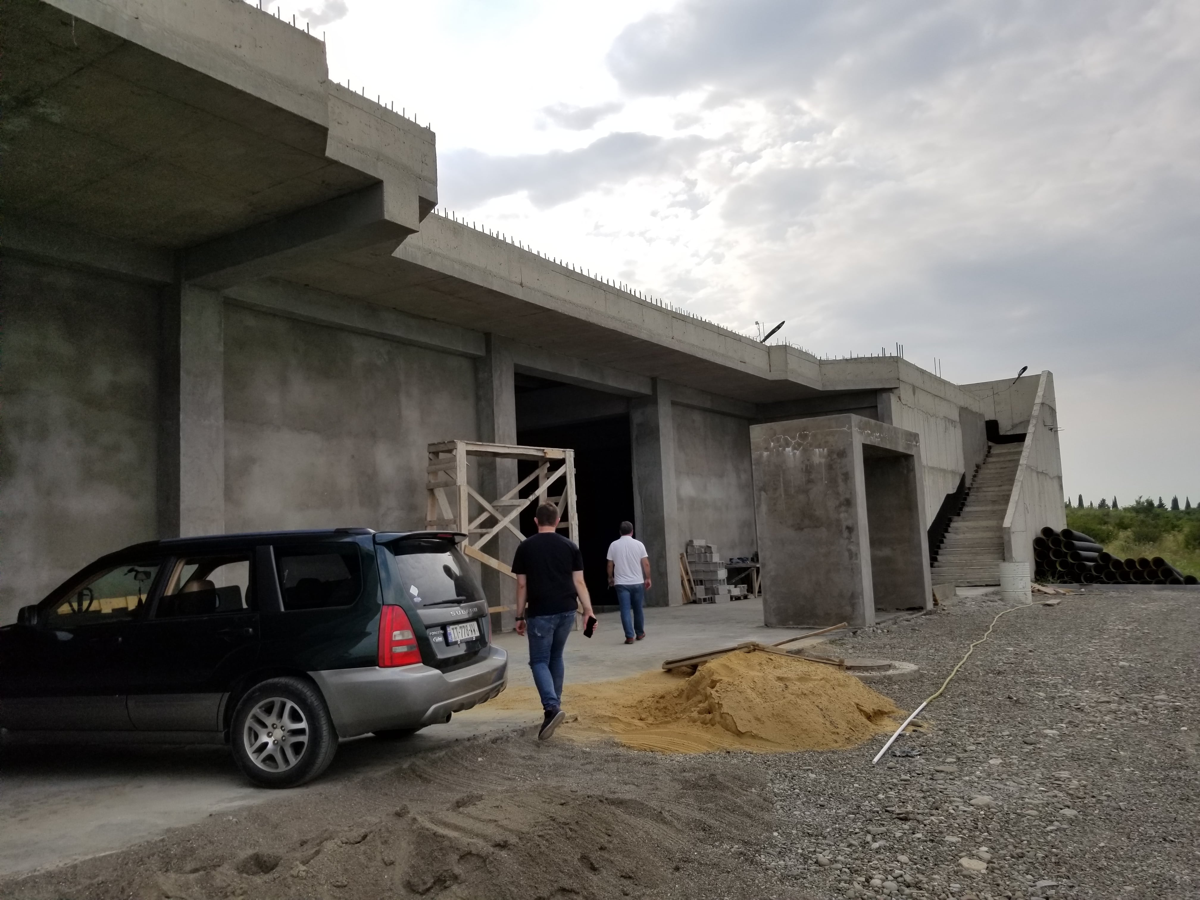 Our team visited the construction of the Mukuzani winery